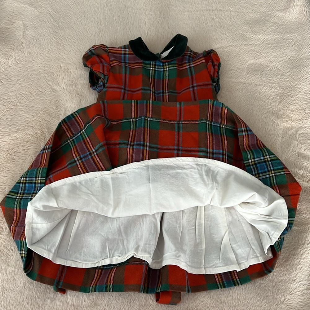 Oscar de la Renta Red and Green Plaid Girls' Holiday Dress - Picture 6 of 12